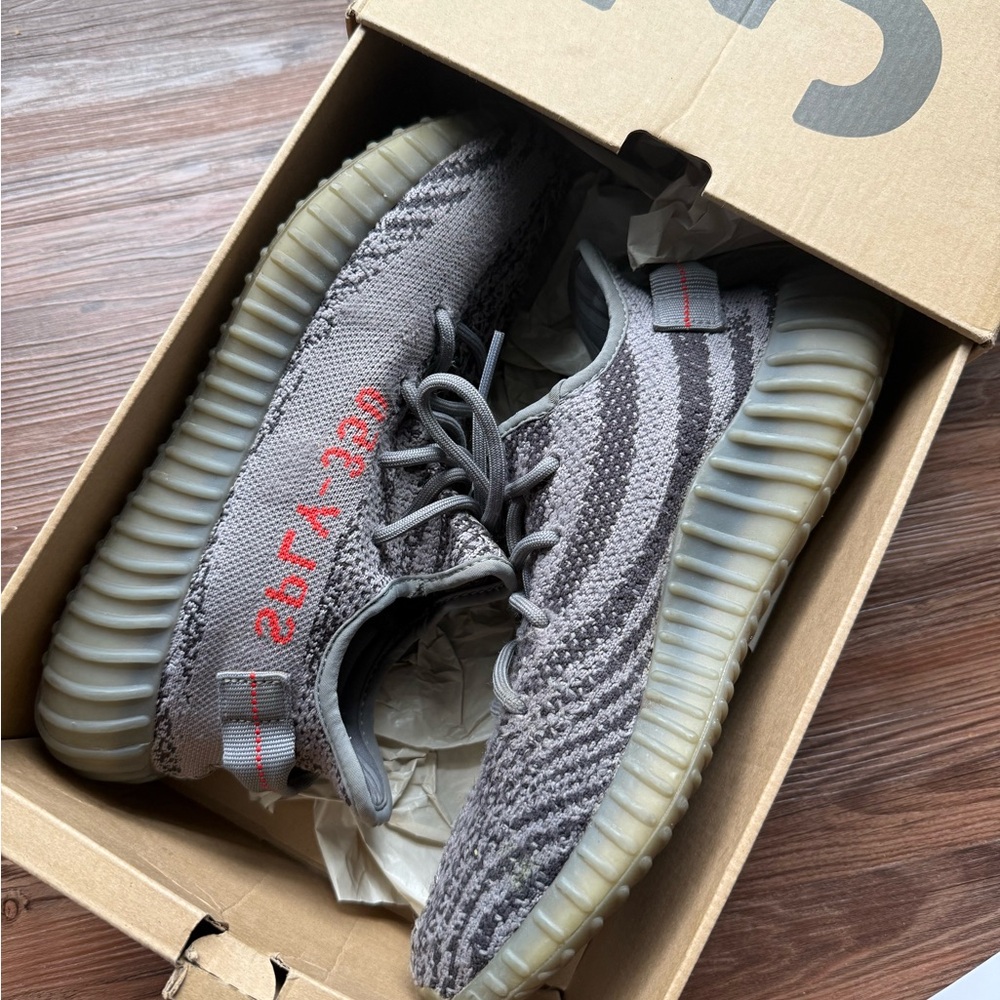 SOLD ON POP❗️Yeezy Boost 350 V2